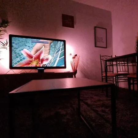 Gemutliche Mit Kleinem Balkon In Hannover