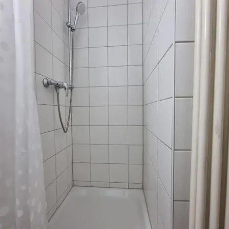 Gemutliche Mit Kleinem Balkon In Apartment *